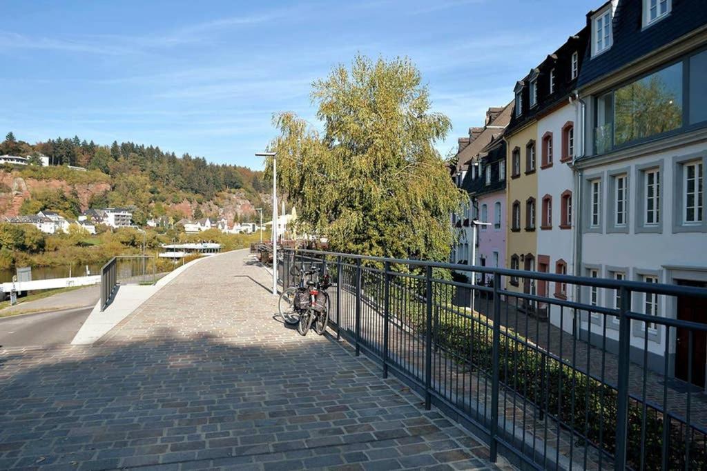 Pearl Studio Apart - King Bed - Netflix - Projector - Fast Wi-Fi Trier Buitenkant foto