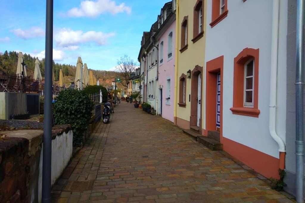 Pearl Studio Apart - King Bed - Netflix - Projector - Fast Wi-Fi Trier Buitenkant foto